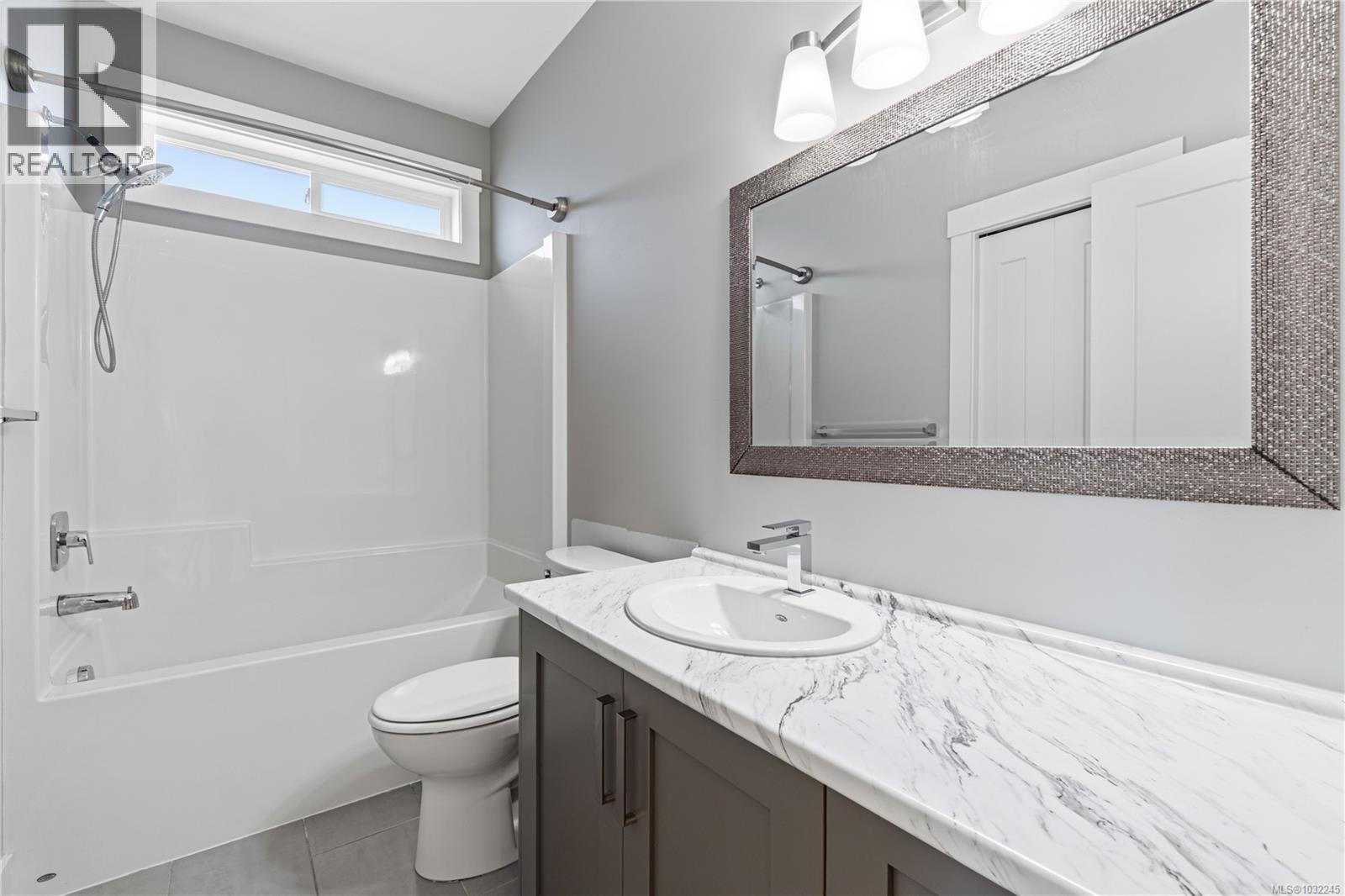 994 DOUGLAS AVE - 44