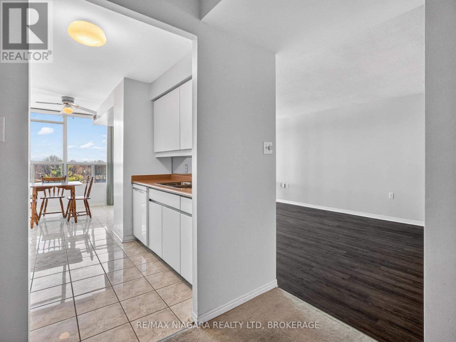 #701 5100 DORCHESTER ROAD - 13