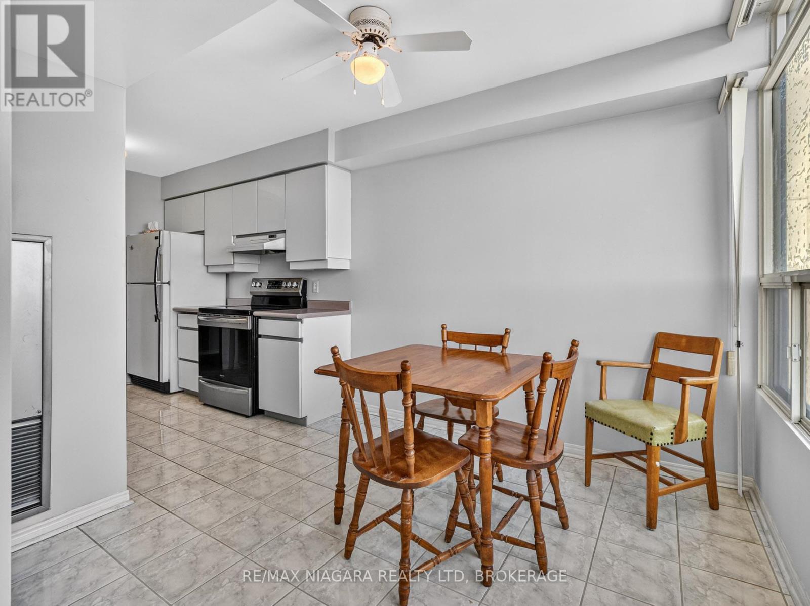 #701 5100 DORCHESTER ROAD - 16