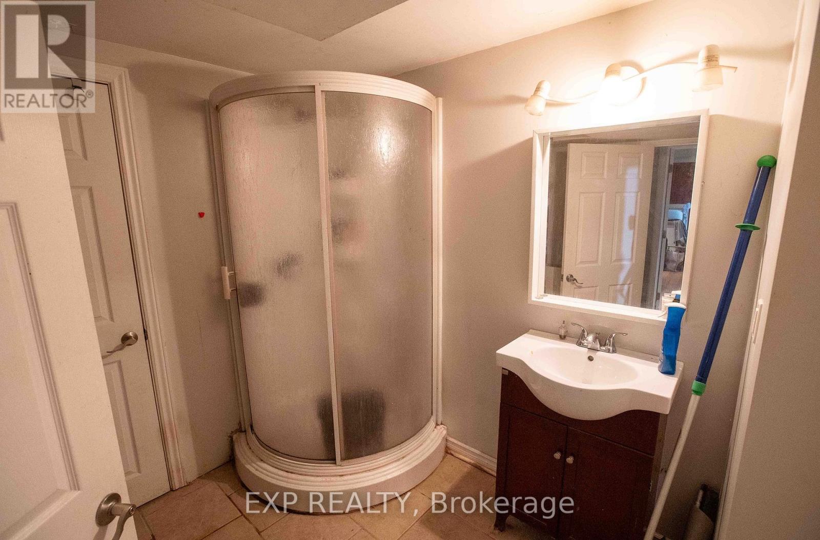 1108 GRENOBLE CRESCENT - 20