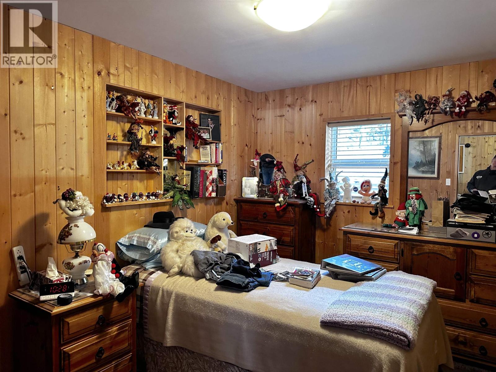 6361 MOOSE POINT DRIVE - 27