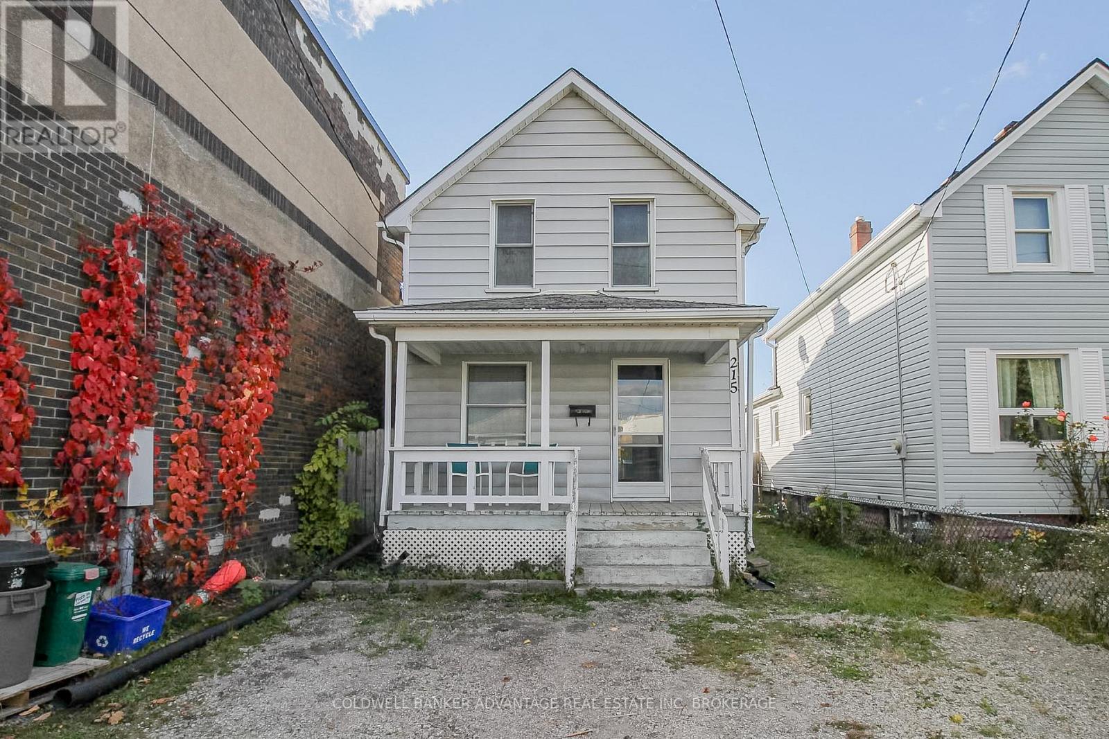 215 BURGAR STREET - 2