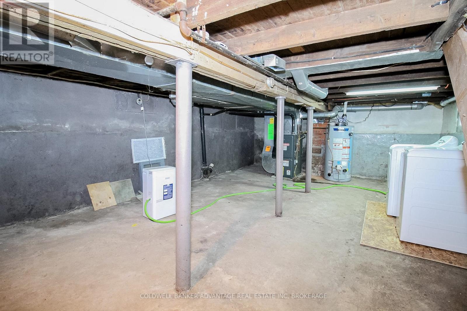 215 BURGAR STREET - 20