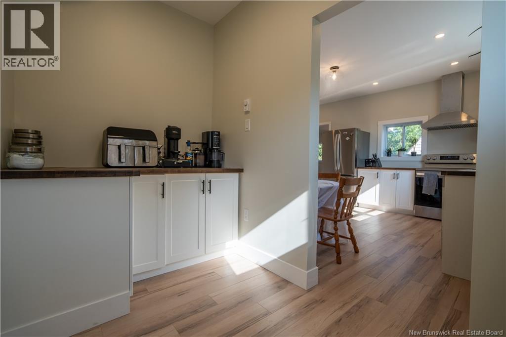 8 Dufferin Road — photo 13