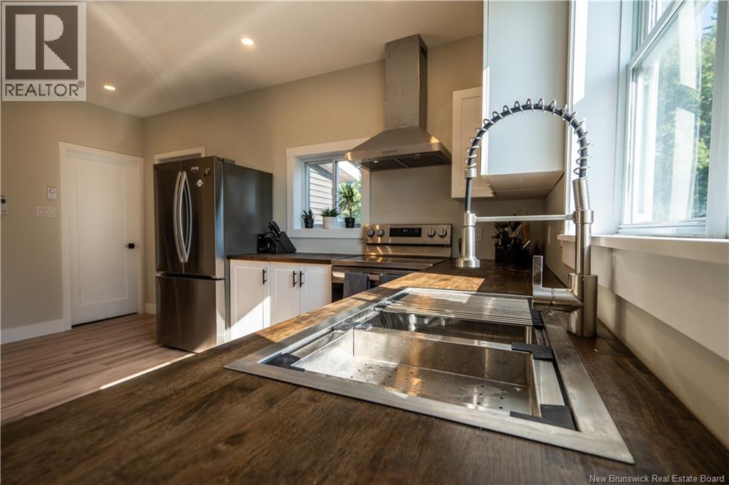 8 Dufferin Road — photo 14