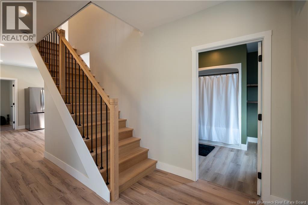 8 Dufferin Road — photo 21