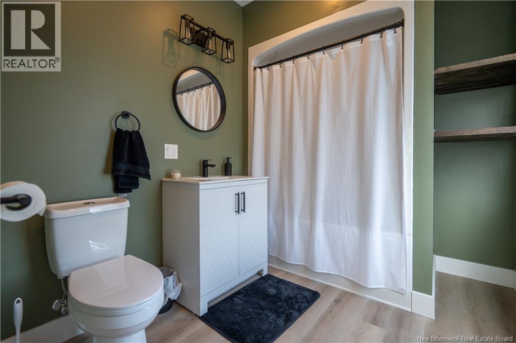 8 Dufferin Road — photo 22