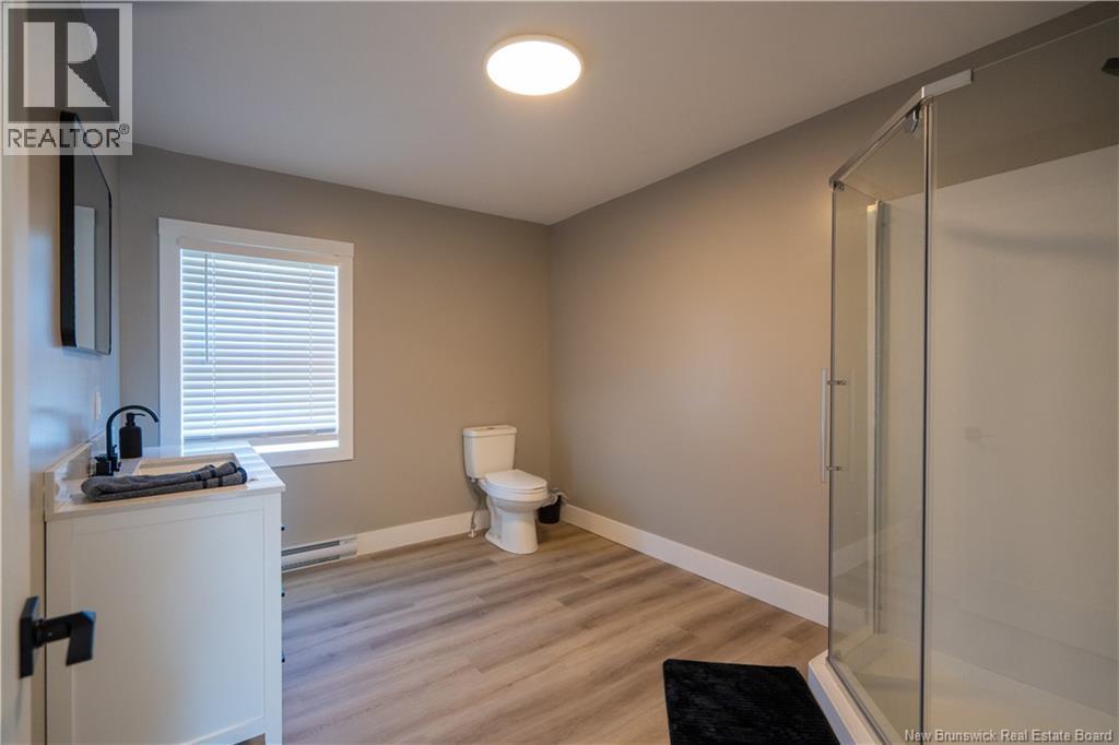 8 Dufferin Road — photo 26