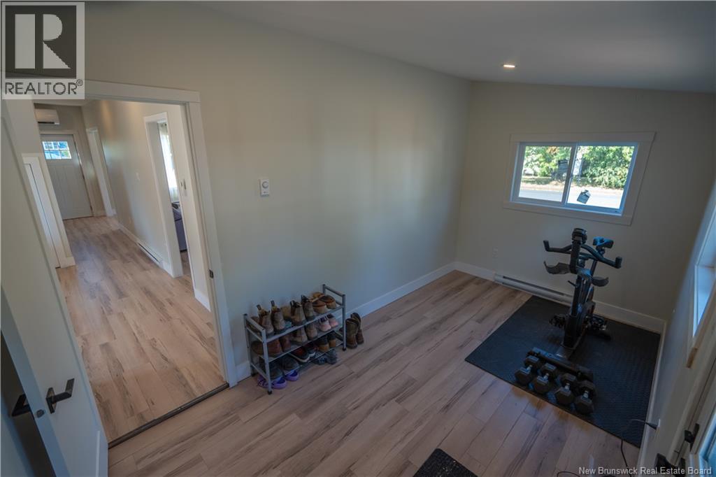 8 Dufferin Road — photo 7