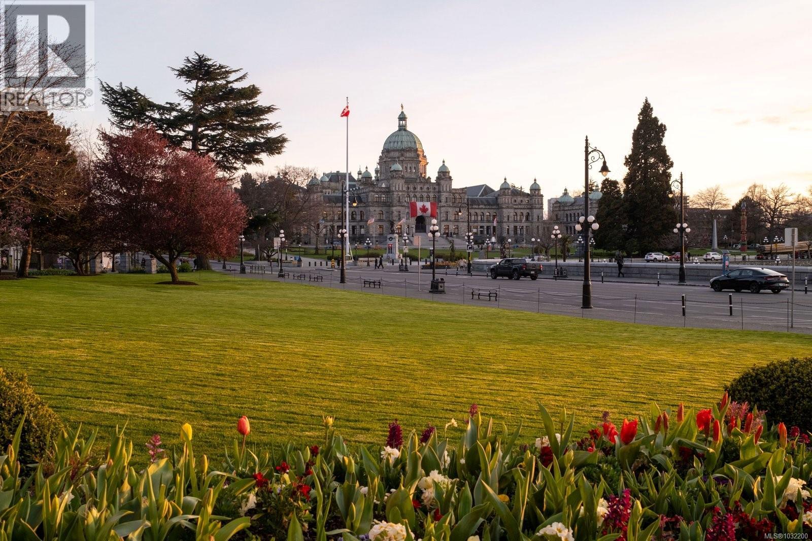 304 853 North Park Street, Victoria