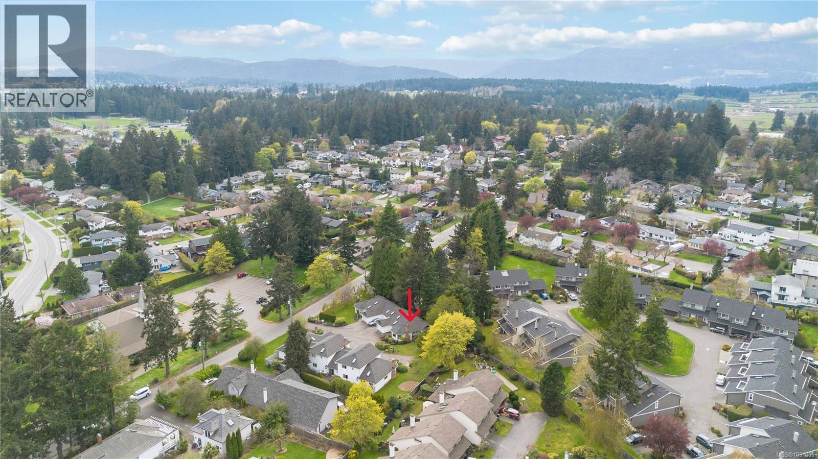 2 1968 Cultra Avenue, Central Saanich