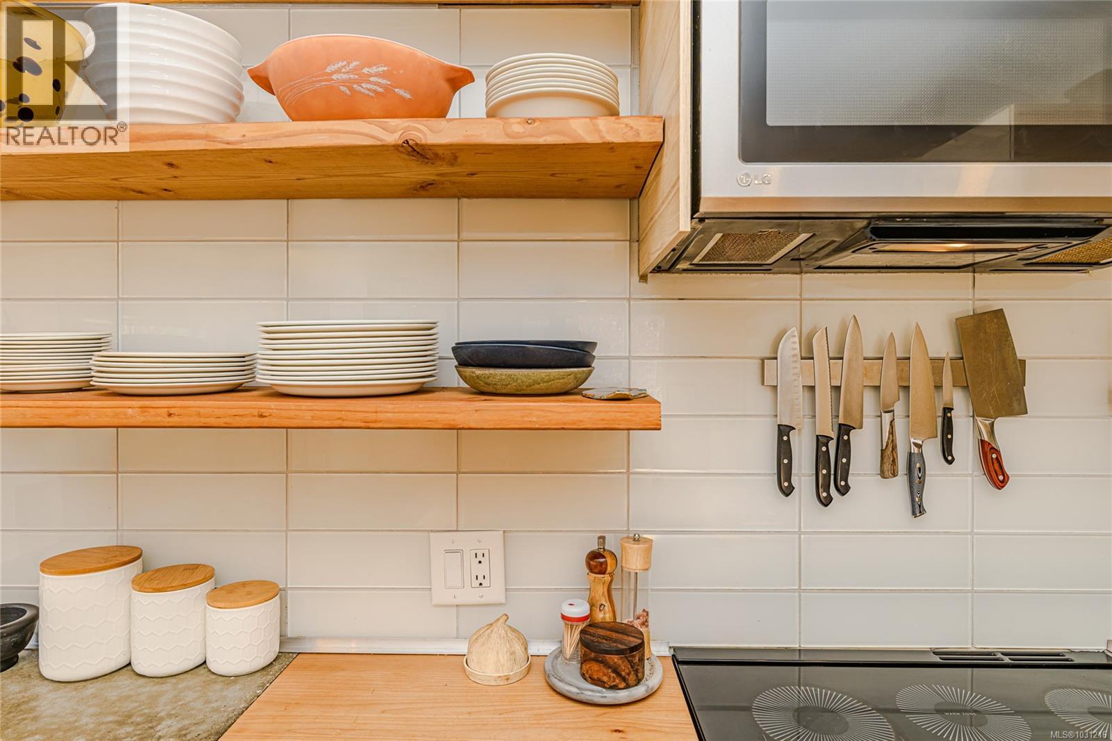 3090 BALFOUR AVE - 13