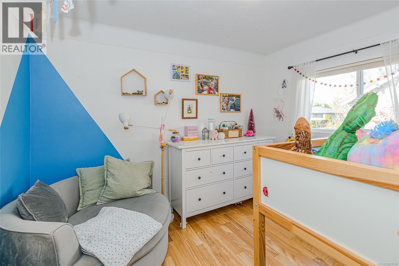 3090 BALFOUR AVE - 23