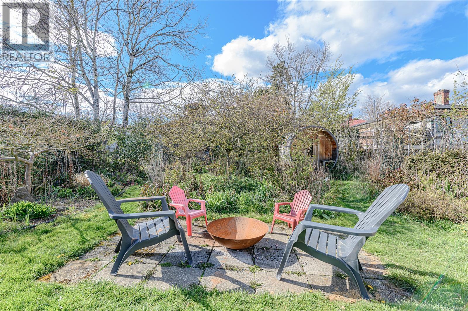 3090 BALFOUR AVE - 31