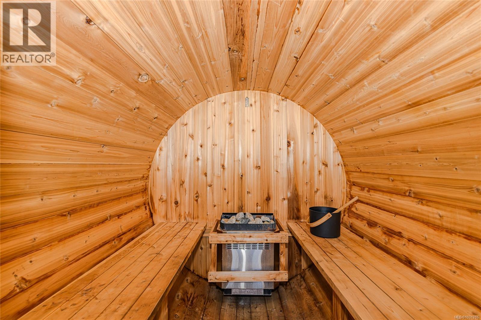 3090 BALFOUR AVE - 33