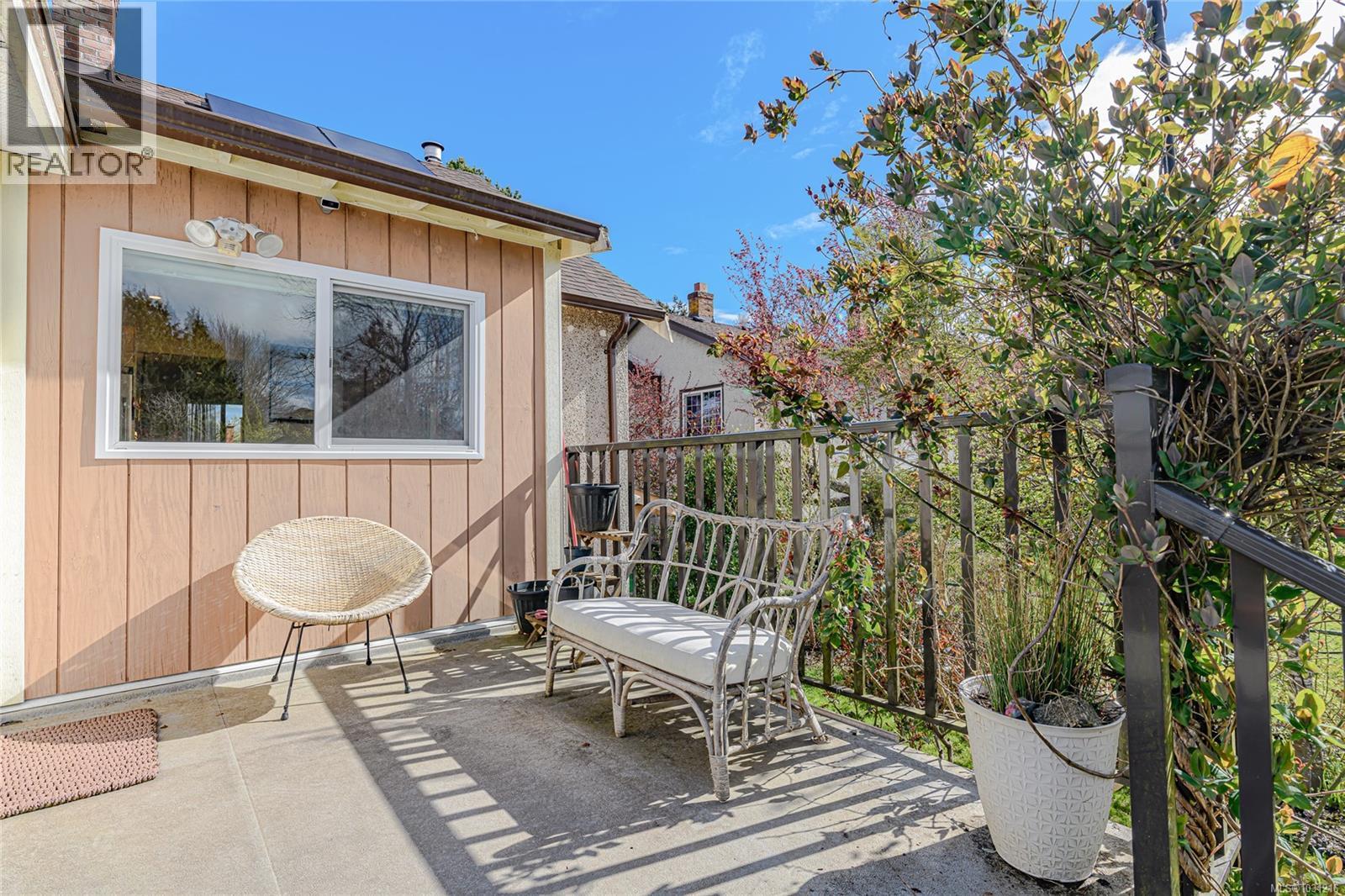 3090 BALFOUR AVE - 40