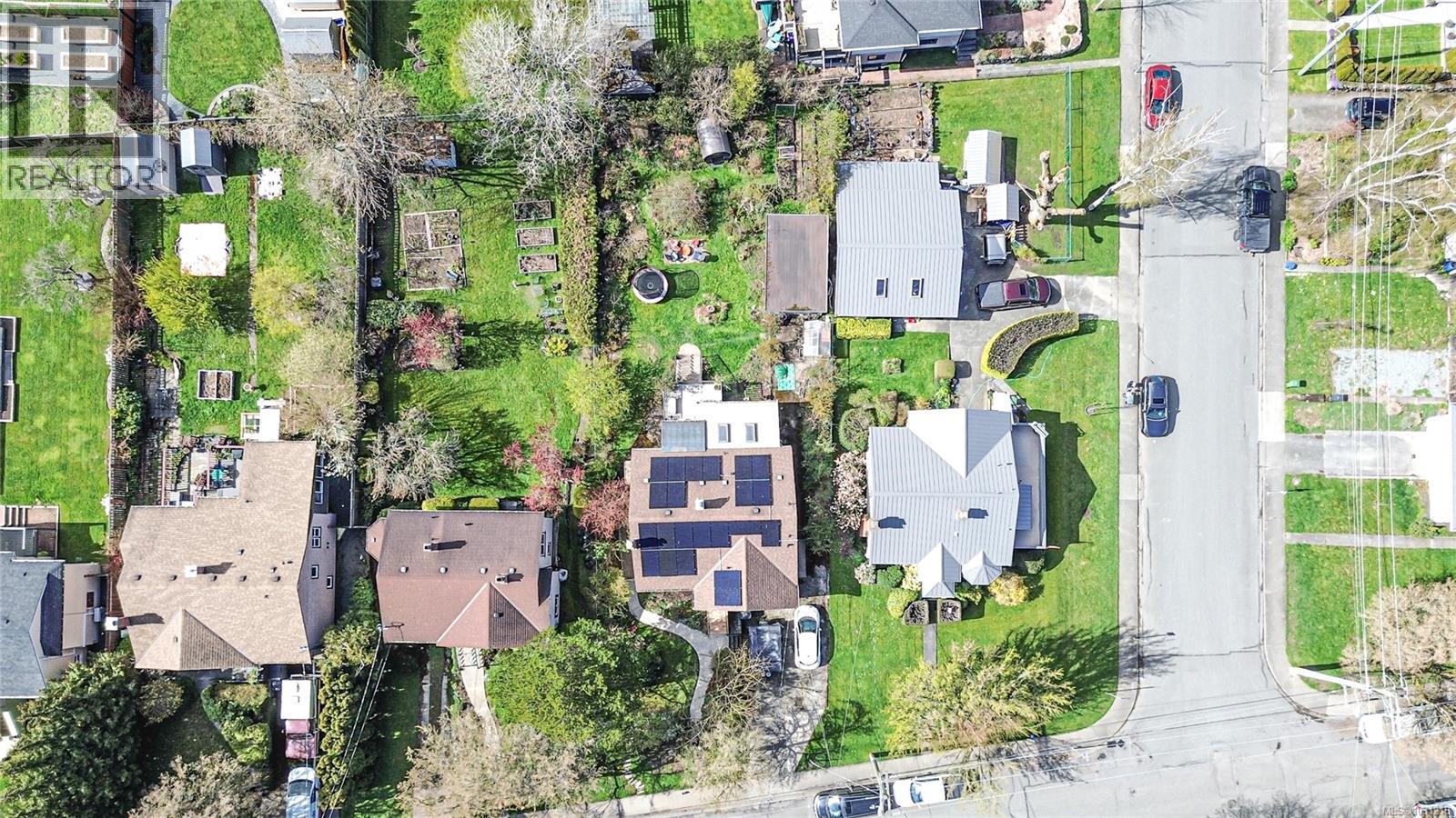 3090 BALFOUR AVE - 55