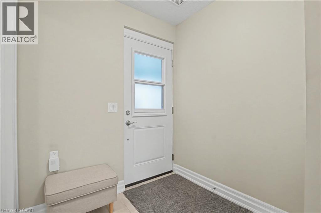 11 WHELANS Way, Hamilton, Ontario, L9B1T8 — Photo 10