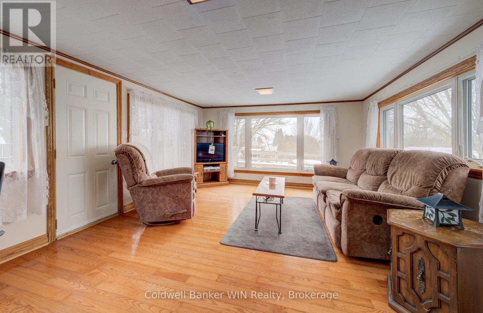 110 MILLER STREET - 16