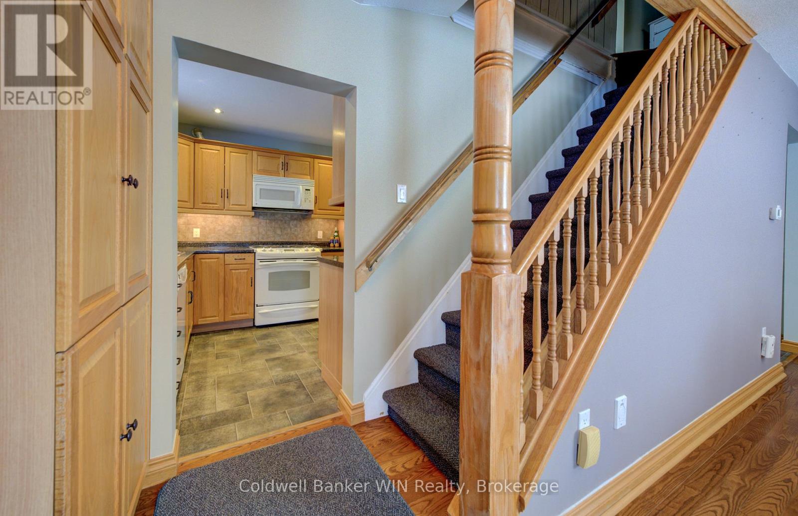 110 MILLER STREET - 8