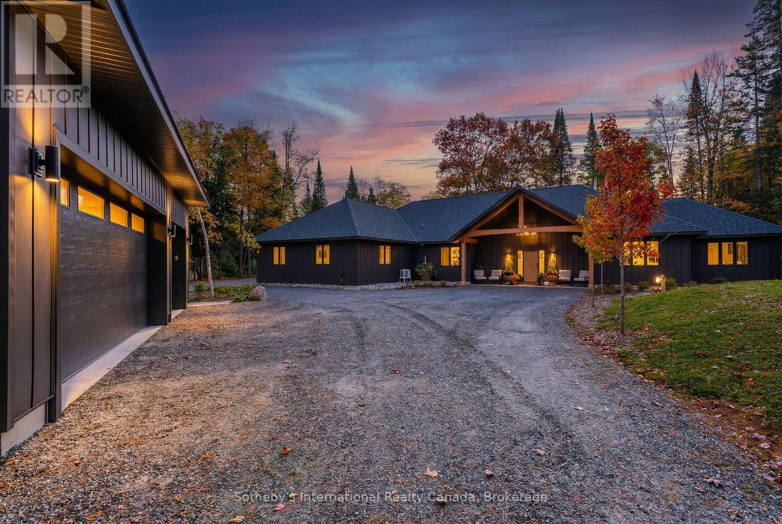 26 MCGREGOR WAY — photo 3