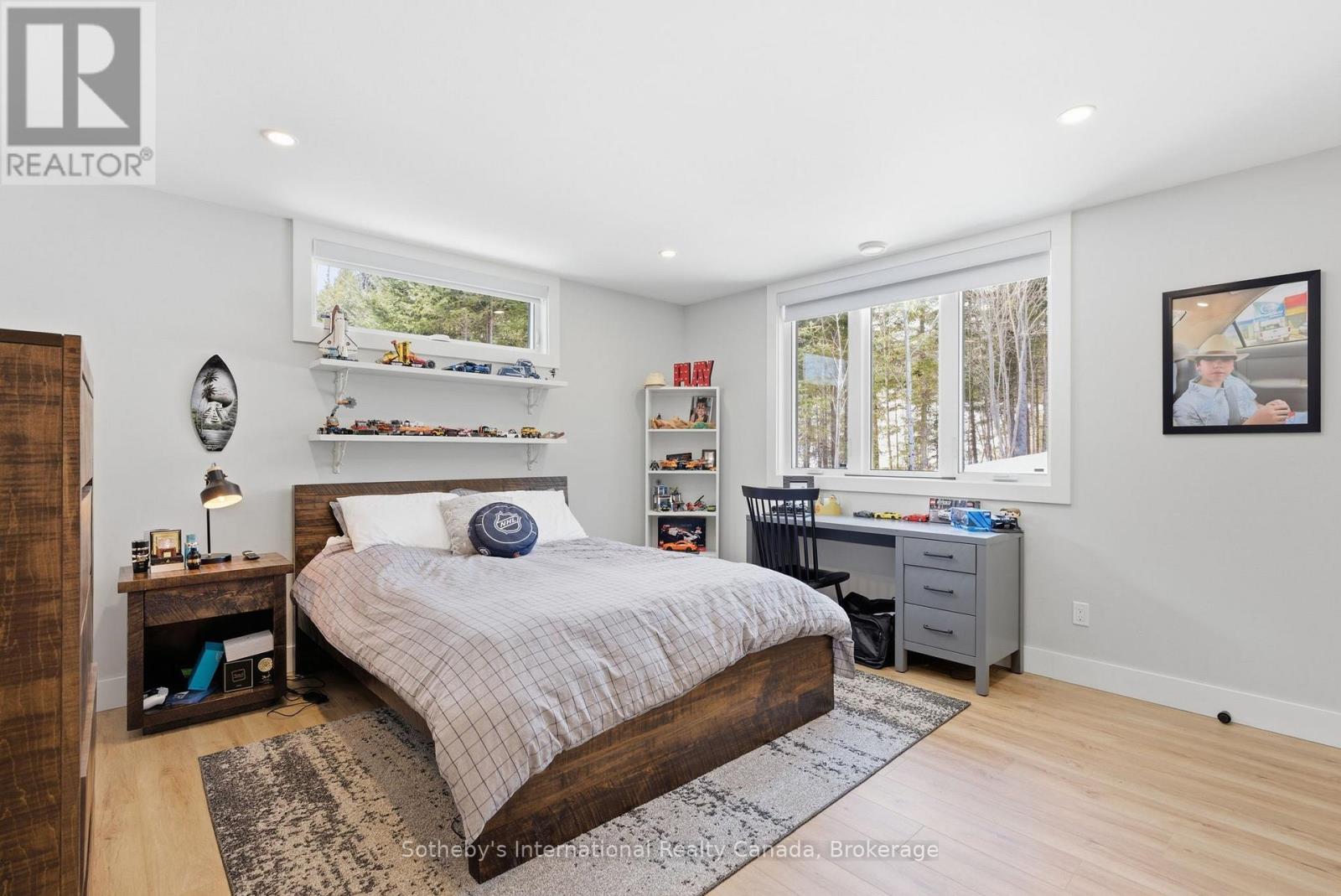 26 MCGREGOR WAY — photo 30