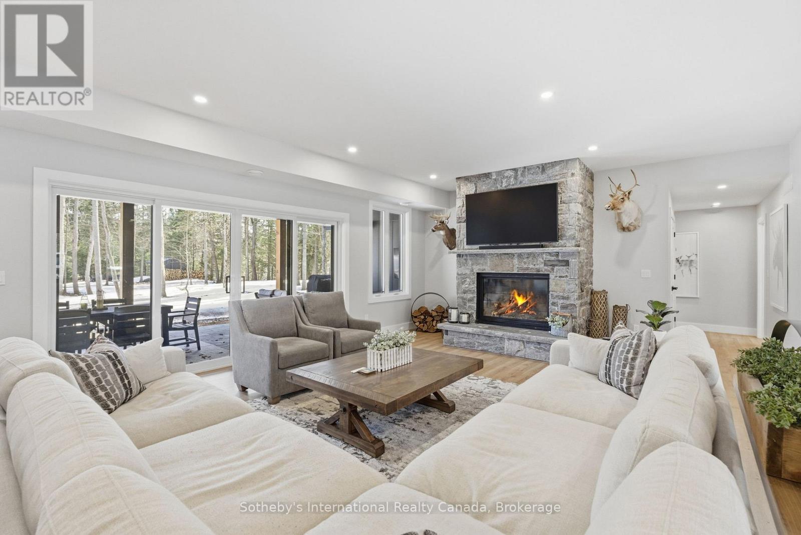 26 MCGREGOR WAY — photo 7