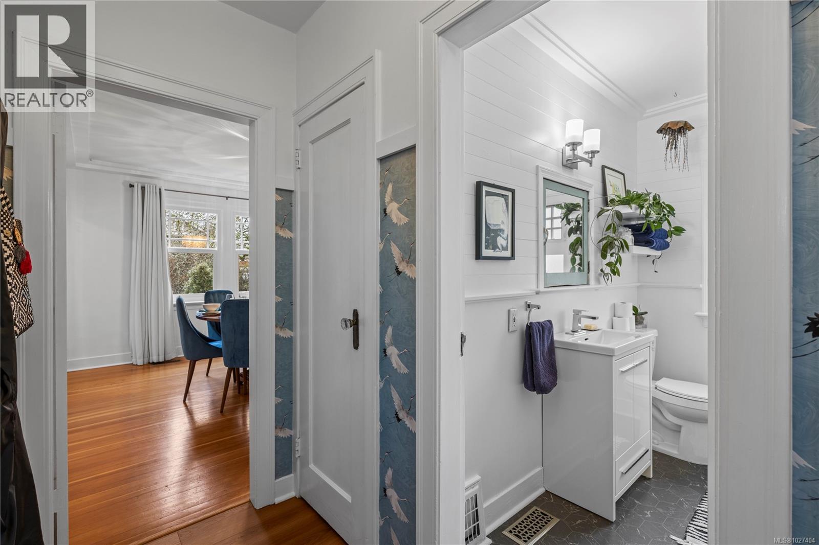 4621 STRATHERN ST - 17