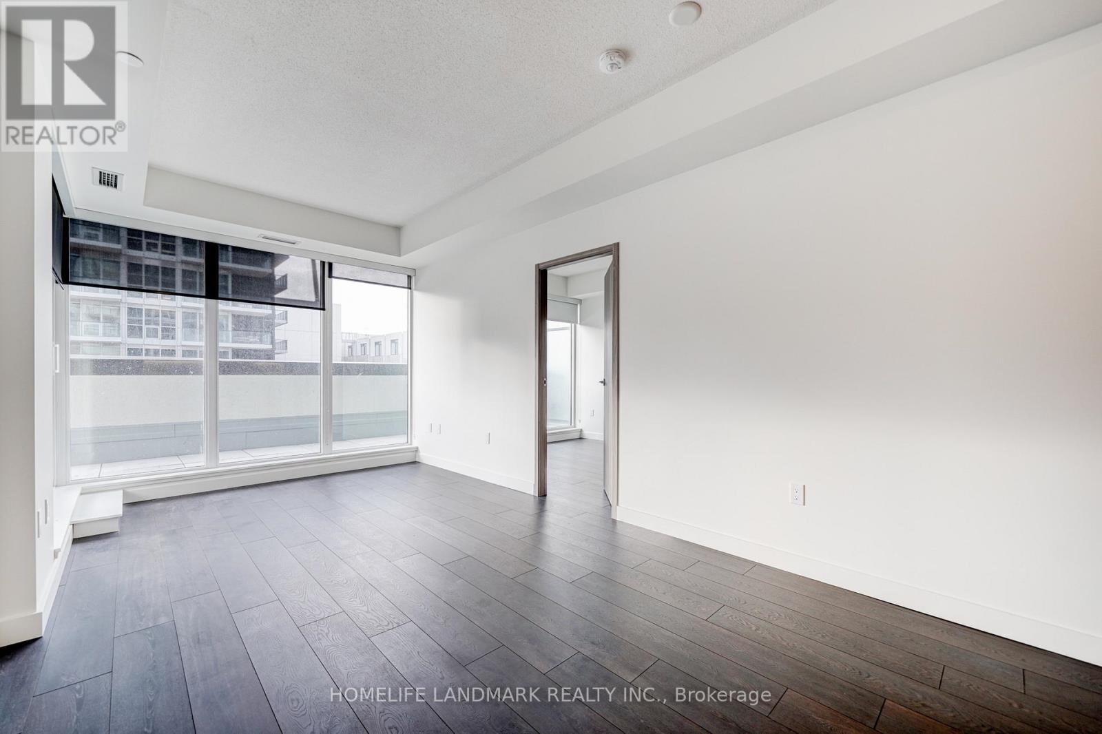 #303 95 MCMAHON DRIVE - 17
