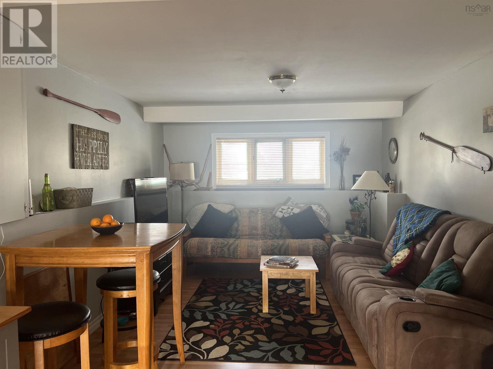 Property 8 of 23 of 406 Parkdale Avenue