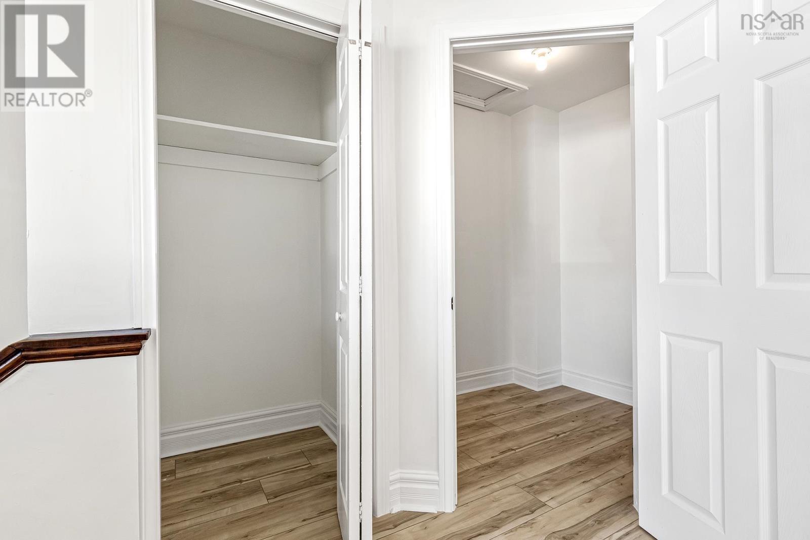 Property 21 of 46 of 32 Contessa Court