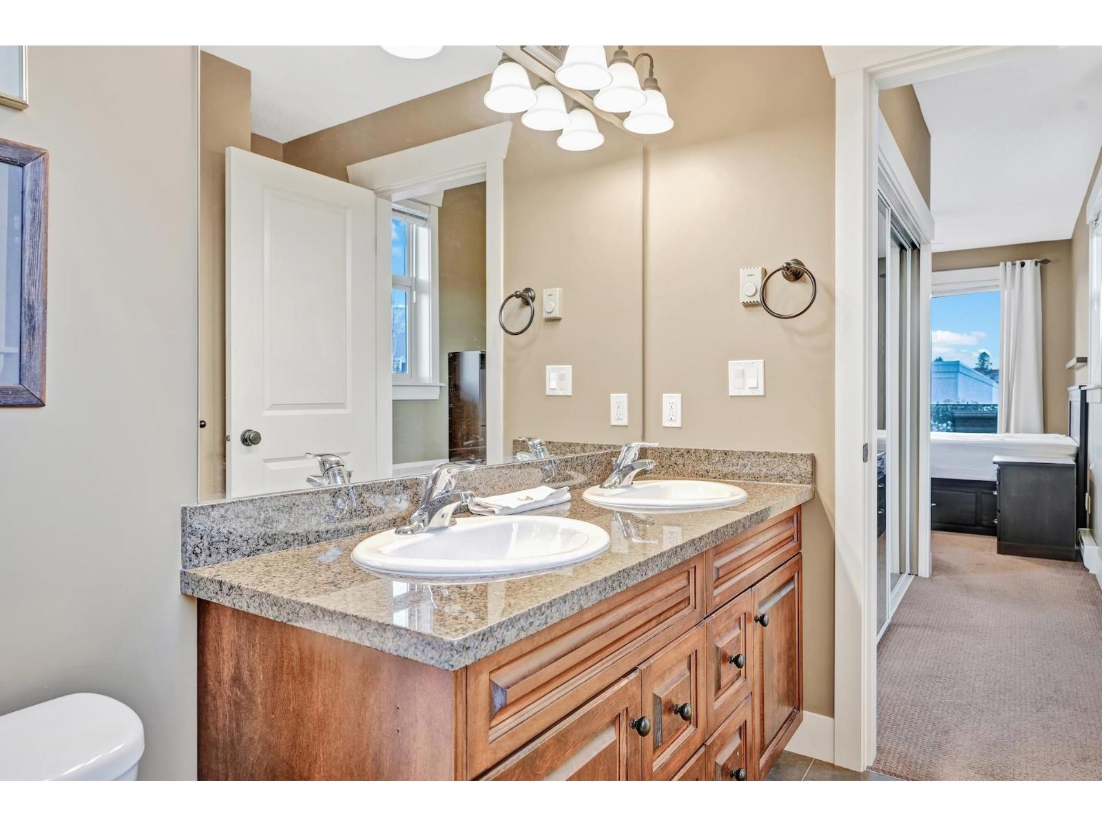 205 9060 BIRCH STREET, Chilliwack Downtown, Chilliwack