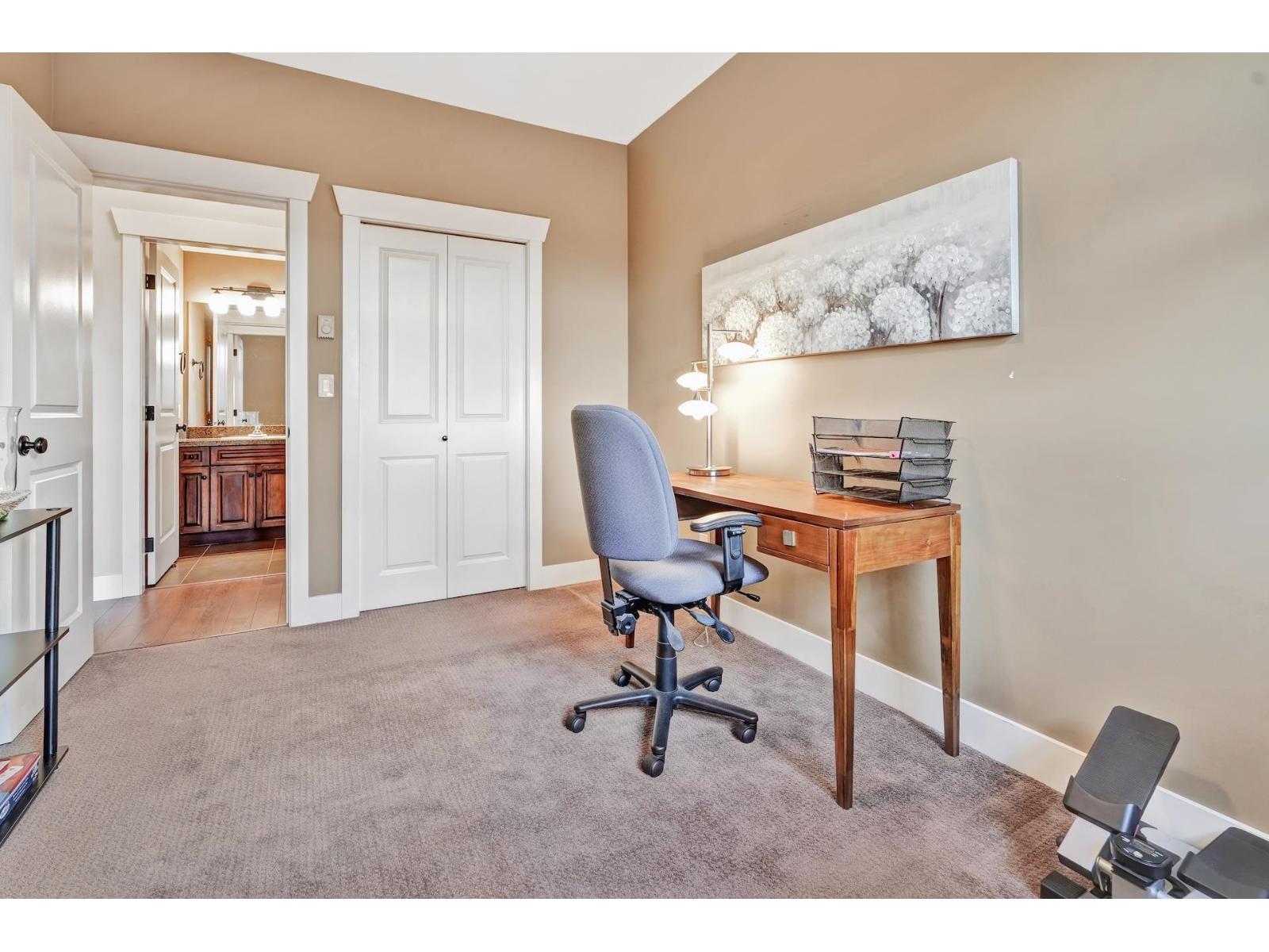 205 9060 BIRCH STREET, Chilliwack Downtown, Chilliwack