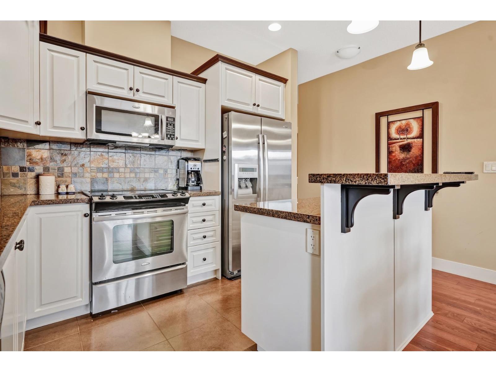 205 9060 BIRCH STREET, Chilliwack Downtown, Chilliwack