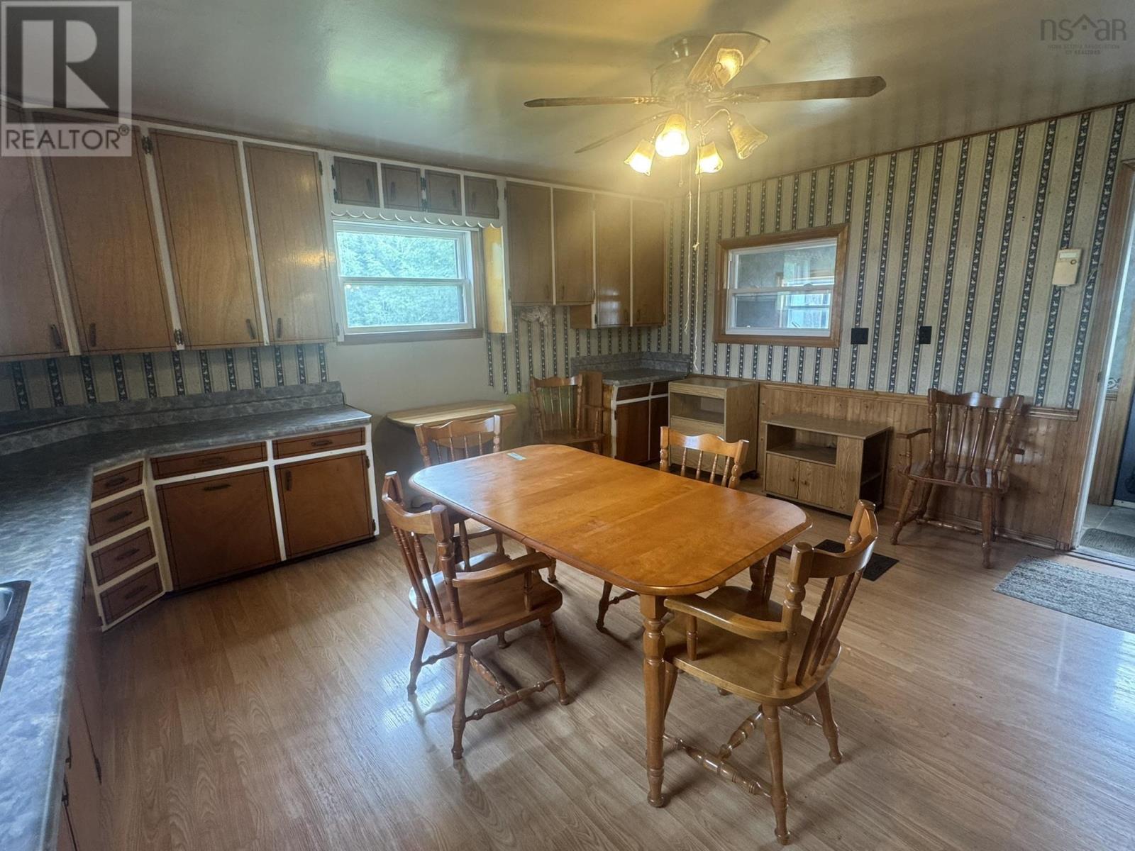 Property 14 of 38 of 185 West Caledonia Road