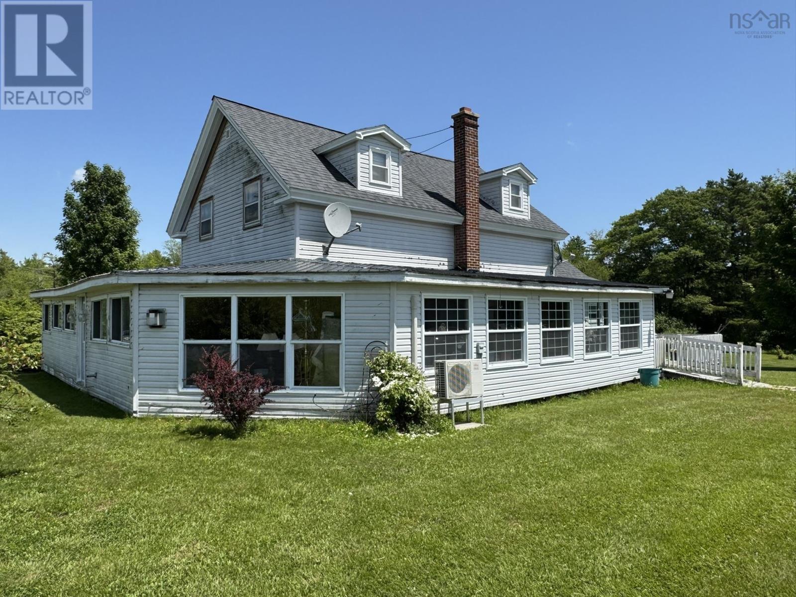 Property 27 of 38 of 185 West Caledonia Road