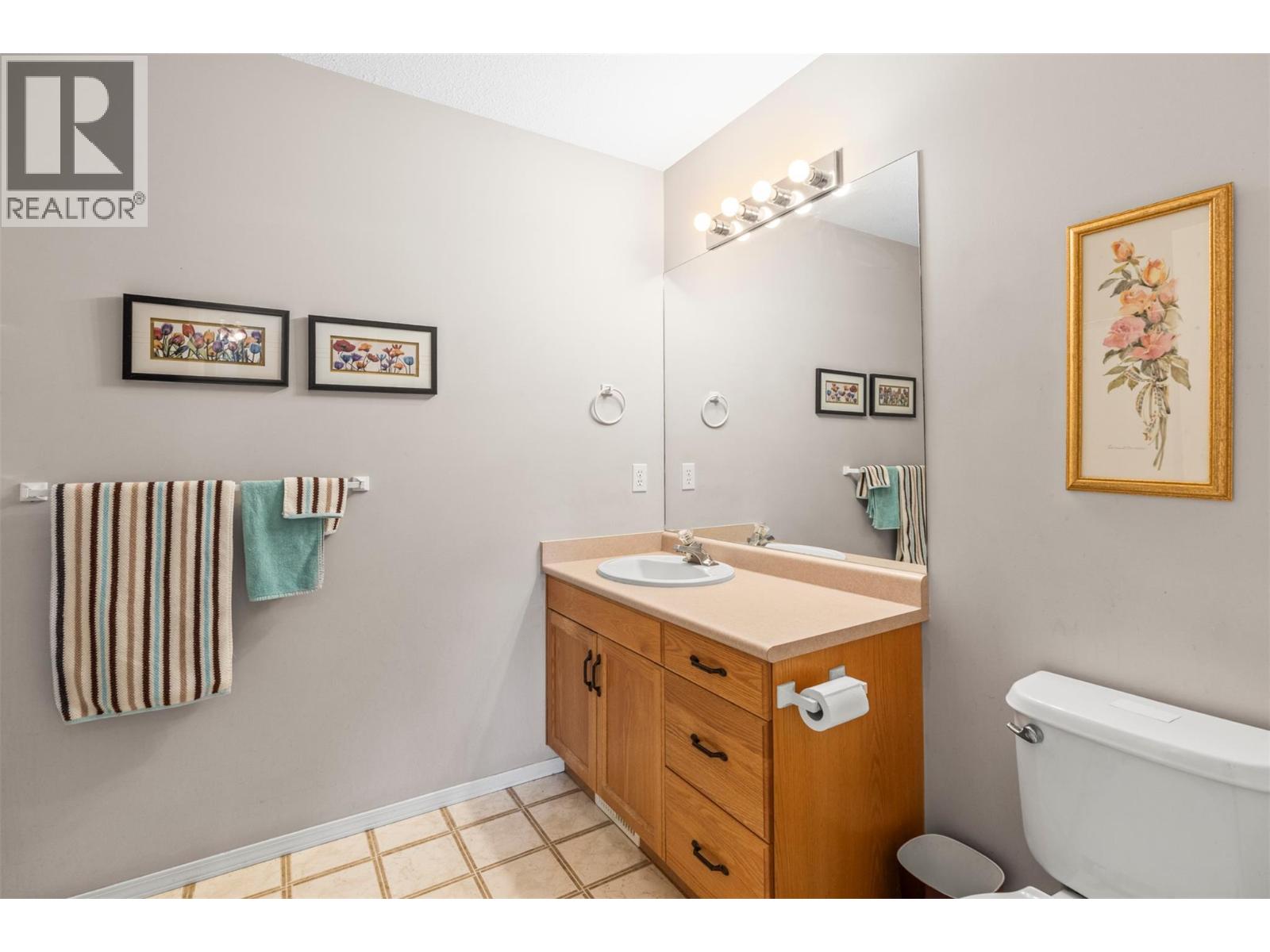 #55 2675 Pine Avenue Unit# 55 - 26