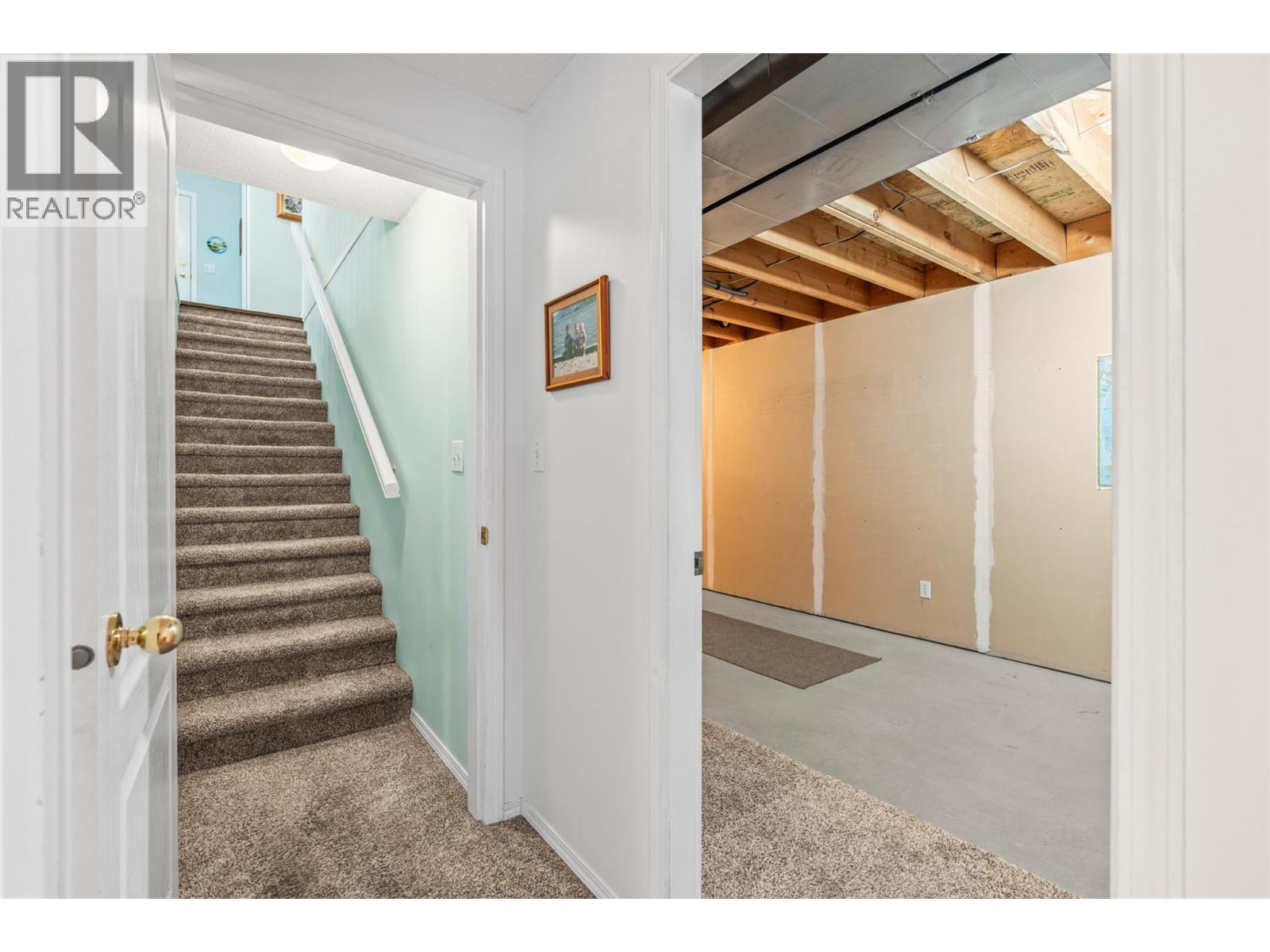 #55 2675 Pine Avenue Unit# 55 - 38