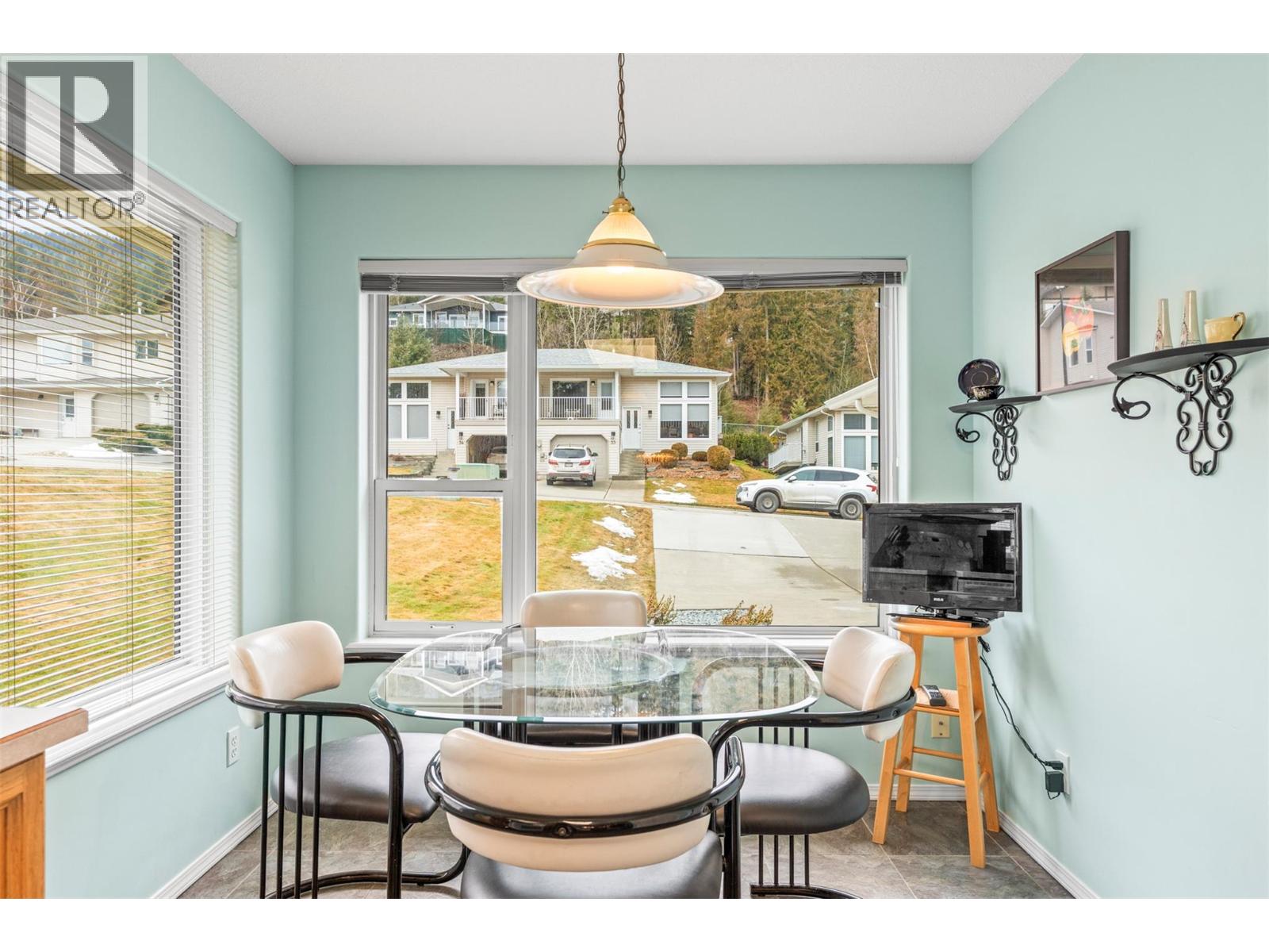 #55 2675 Pine Avenue Unit# 55 - 14