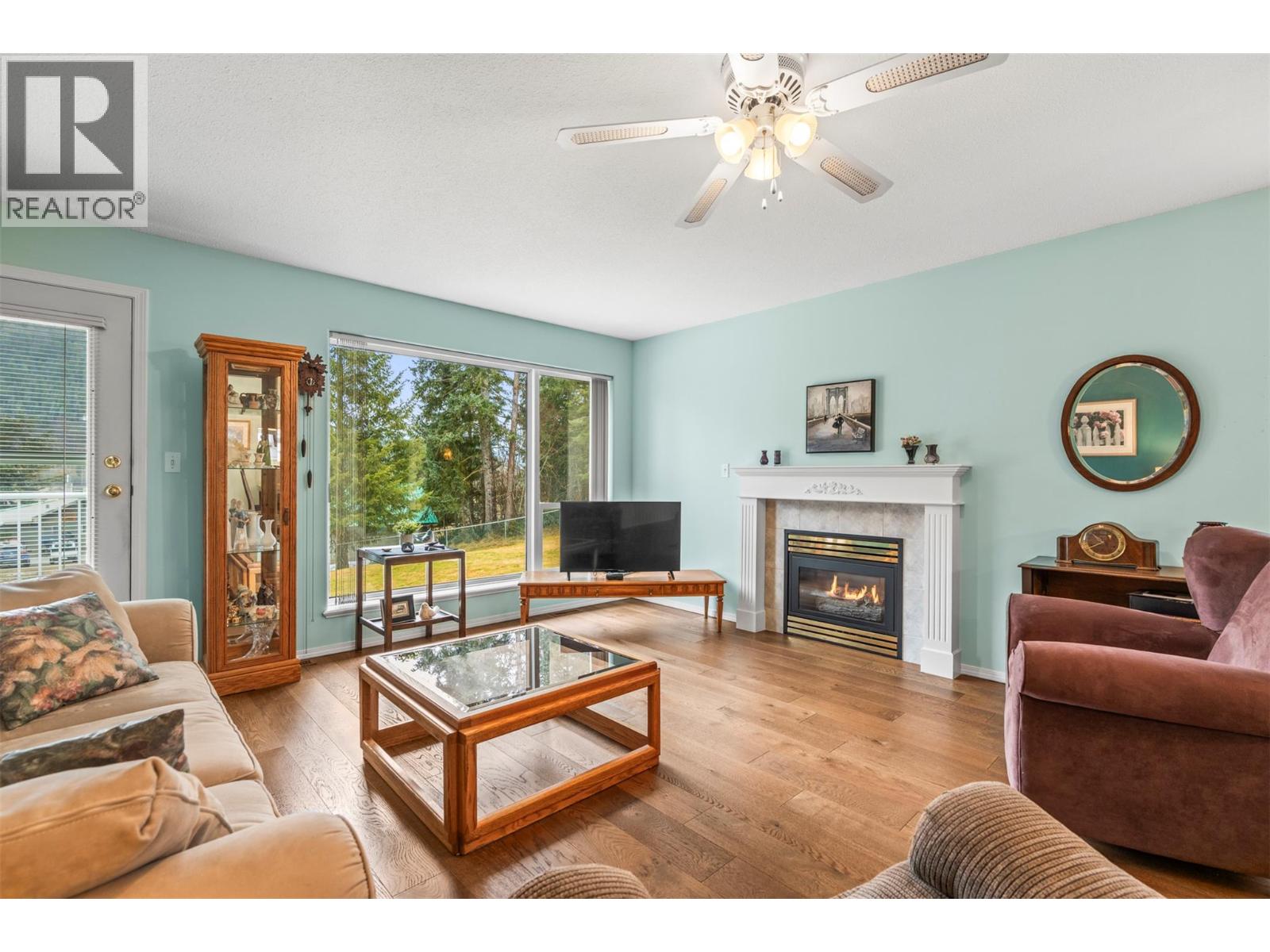 #55 2675 Pine Avenue Unit# 55 - 9