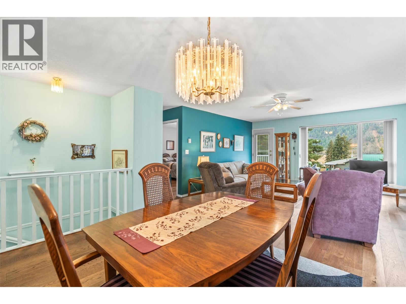 #55 2675 Pine Avenue Unit# 55 - 6