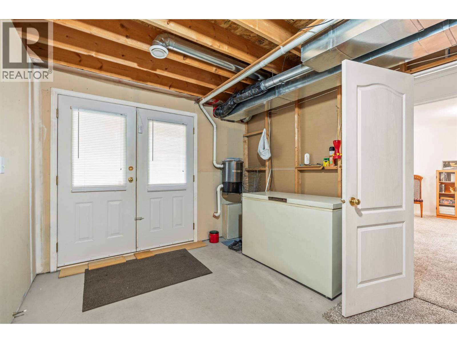 #55 2675 Pine Avenue Unit# 55 - 39