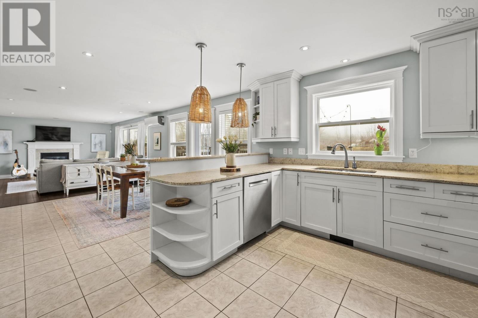 Property 15 of 33 of 428 Hemlock Drive