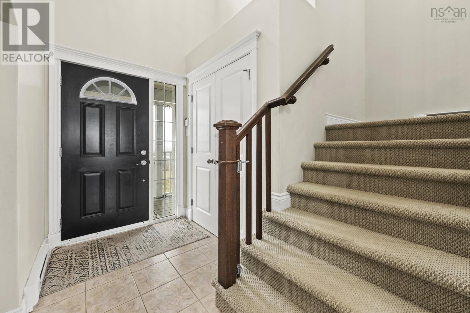 Property 3 of 33 of 428 Hemlock Drive