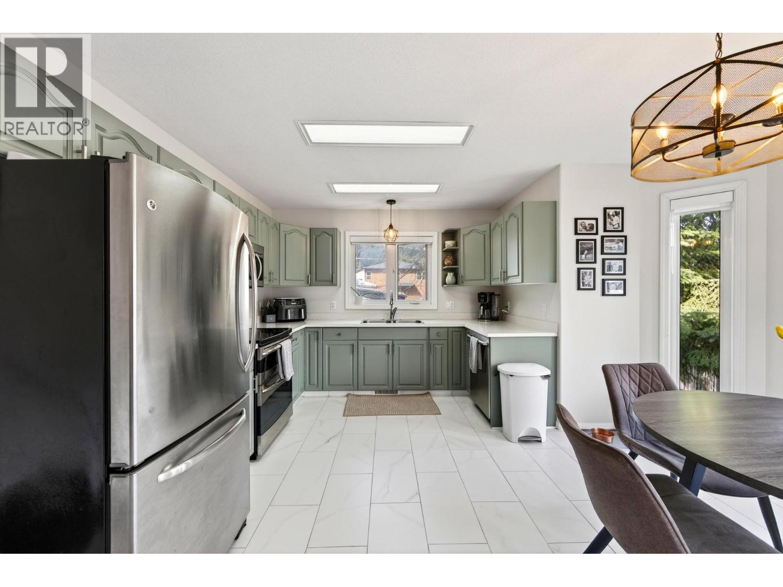 511 10TH  S STREET - 5