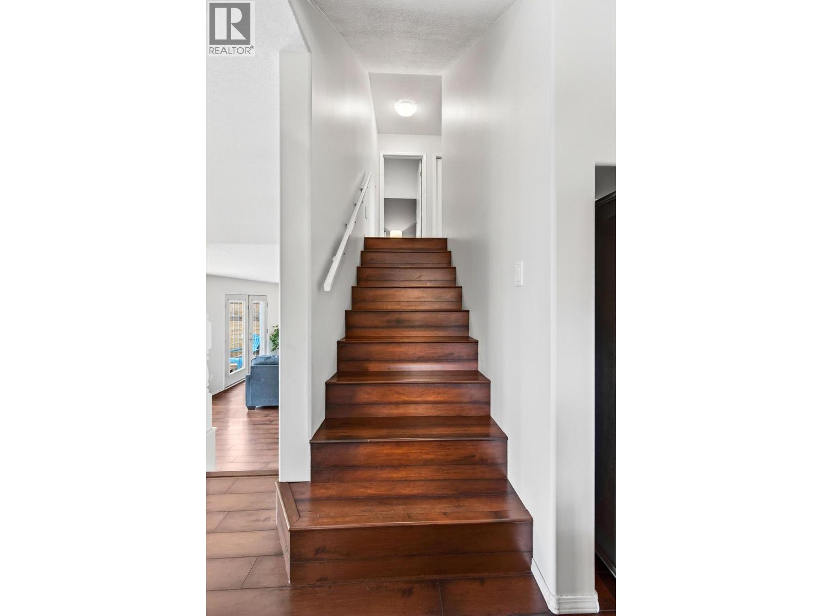 511 10TH  S STREET - 53