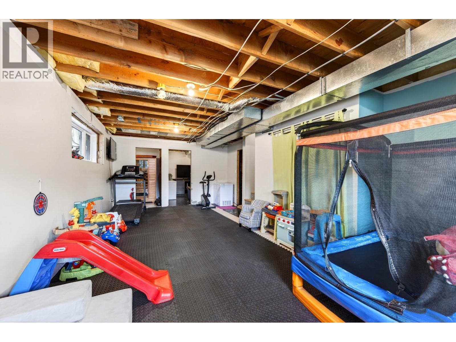 511 10TH  S STREET - 64