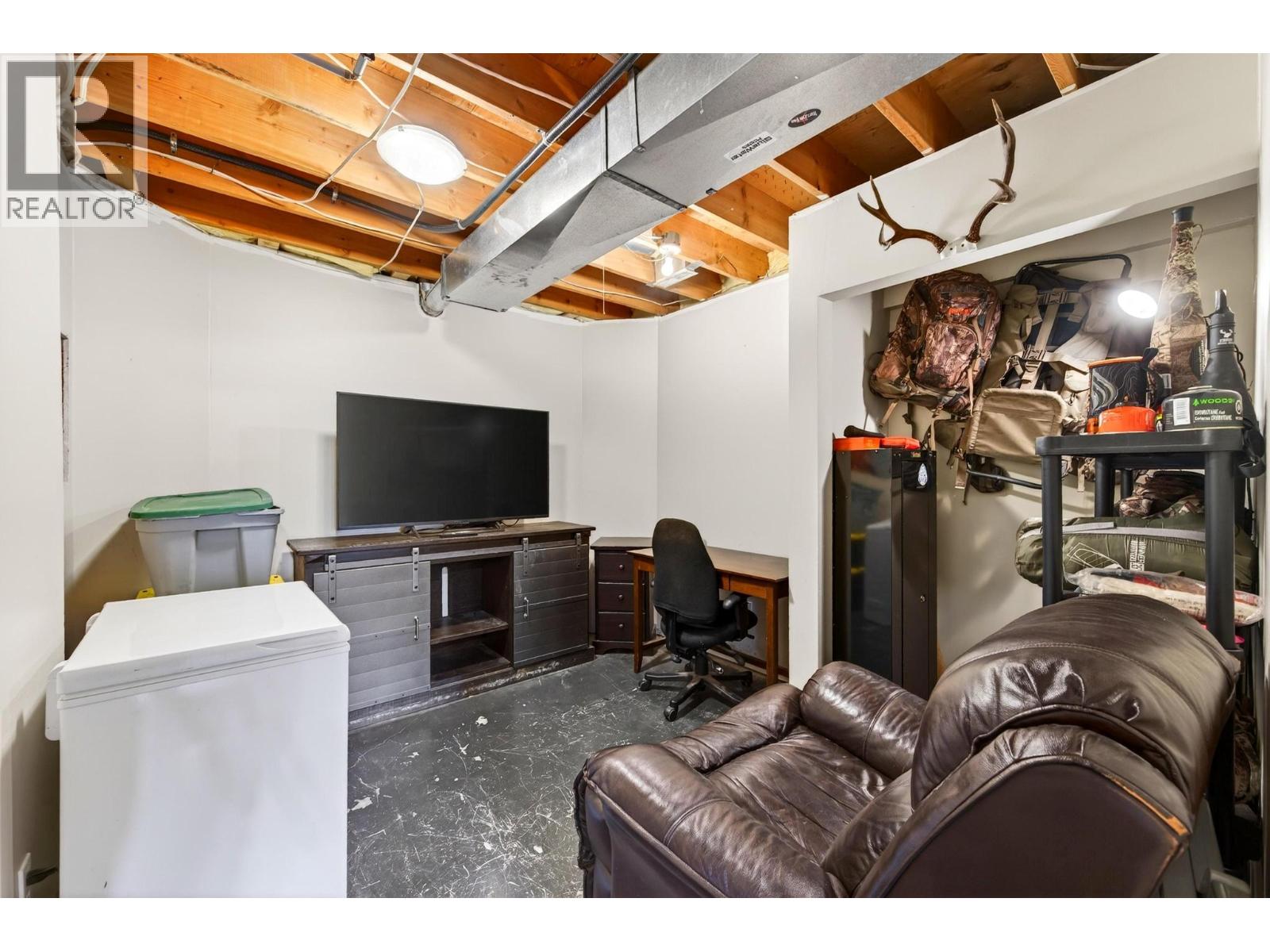 511 10TH  S STREET - 66