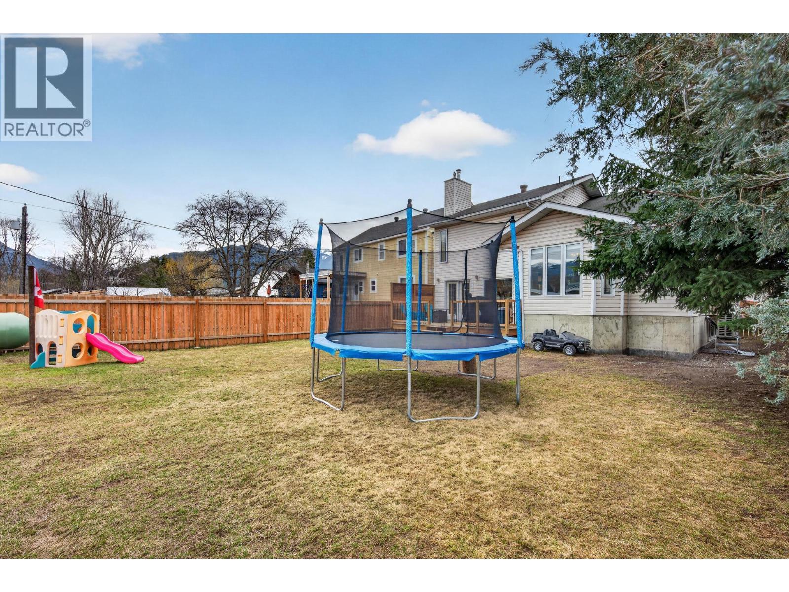 511 10TH  S STREET - 74