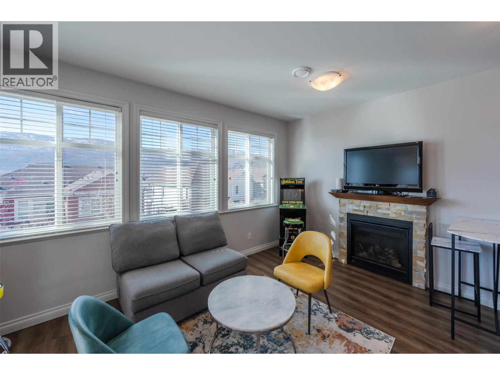 2450 Radio Tower Road Unit# 271, Oliver